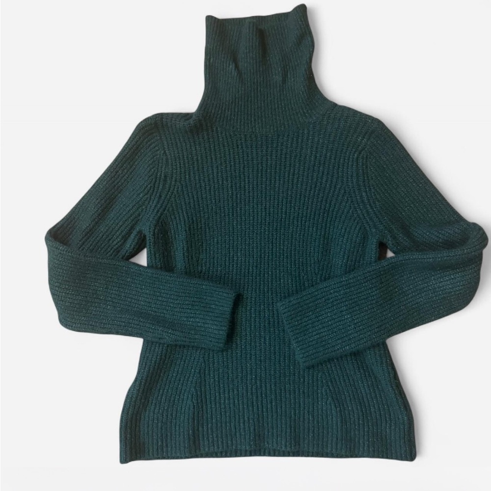 Elegant Green Turtleneck Sweater